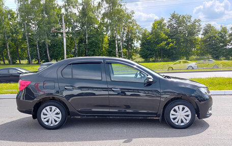 Renault Logan II, 2017 год, 1 000 000 рублей, 8 фотография