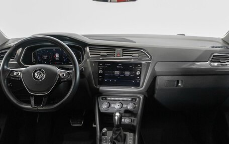 Volkswagen Tiguan II, 2020 год, 2 806 600 рублей, 6 фотография
