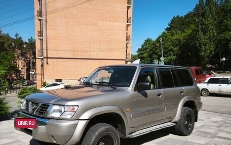 Nissan Patrol, 2002 год, 860 000 рублей, 18 фотография