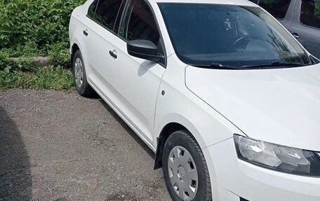 Skoda Rapid I, 2014 год, 650 000 рублей, 2 фотография