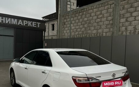 Toyota Camry, 2016 год, 1 850 000 рублей, 7 фотография