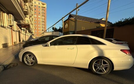 Mercedes-Benz E-Класс, 2014 год, 2 000 000 рублей, 13 фотография
