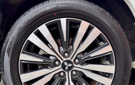 Mitsubishi Outlander III рестайлинг 3, 2022 год, 2 690 000 рублей, 4 фотография