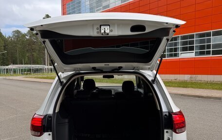 Mitsubishi Outlander III рестайлинг 3, 2022 год, 2 690 000 рублей, 5 фотография