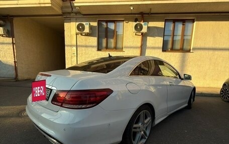 Mercedes-Benz E-Класс, 2014 год, 2 000 000 рублей, 15 фотография