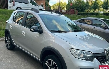 Renault Sandero II рестайлинг, 2019 год, 1 200 000 рублей, 2 фотография