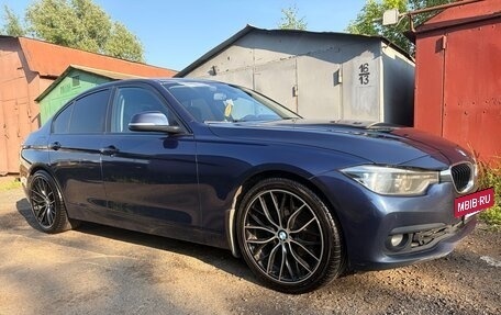 BMW 3 серия, 2016 год, 1 500 000 рублей, 4 фотография
