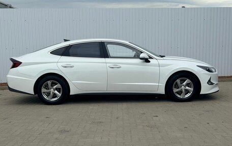 Hyundai Sonata VIII, 2019 год, 1 895 000 рублей, 6 фотография