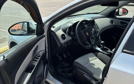 Chevrolet Cruze II, 2012 год, 640 000 рублей, 9 фотография