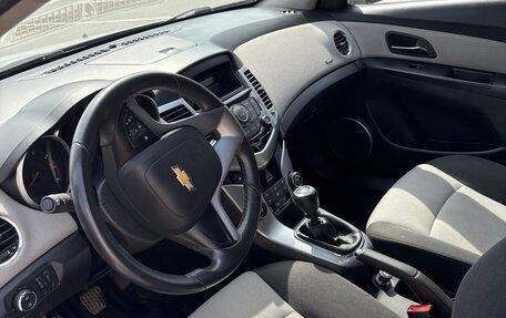 Chevrolet Cruze II, 2012 год, 640 000 рублей, 10 фотография