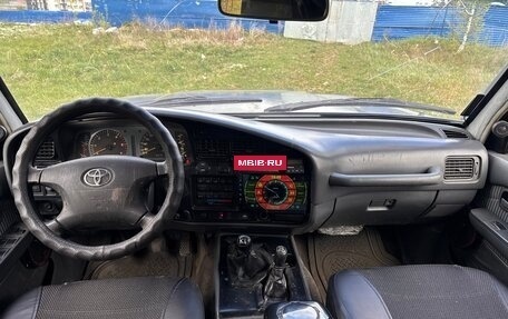 Toyota Land Cruiser 80 рестайлинг, 1994 год, 1 100 000 рублей, 10 фотография