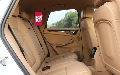 Porsche Macan I рестайлинг, 2014 год, 3 100 000 рублей, 11 фотография