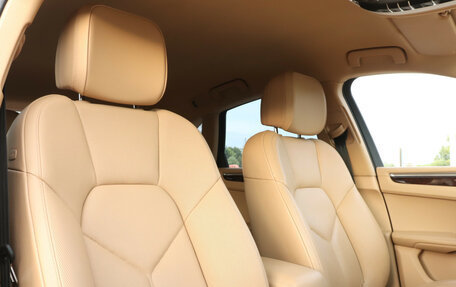 Porsche Macan I рестайлинг, 2014 год, 3 100 000 рублей, 15 фотография