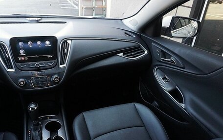 Chevrolet Malibu IX, 2020 год, 1 500 000 рублей, 7 фотография