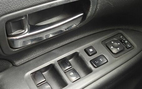Mitsubishi Outlander III рестайлинг 3, 2014 год, 1 460 000 рублей, 8 фотография