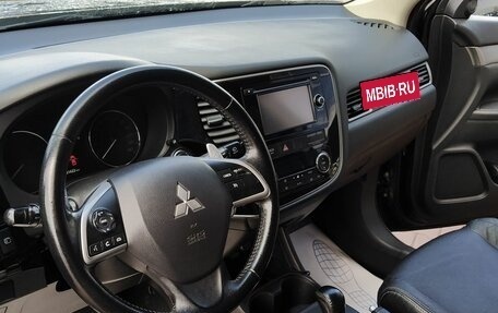 Mitsubishi Outlander III рестайлинг 3, 2014 год, 1 460 000 рублей, 23 фотография