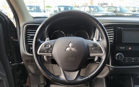Mitsubishi Outlander III рестайлинг 3, 2014 год, 1 460 000 рублей, 26 фотография