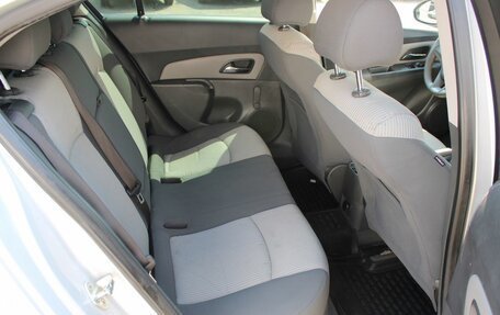 Chevrolet Cruze II, 2010 год, 349 000 рублей, 9 фотография