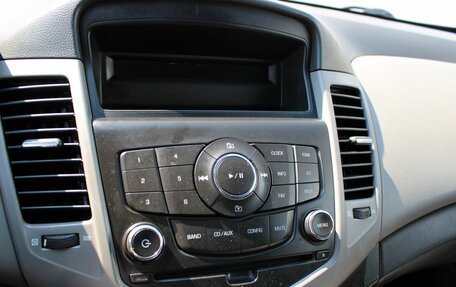 Chevrolet Cruze II, 2010 год, 349 000 рублей, 13 фотография