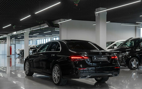 Mercedes-Benz E-Класс, 2021 год, 5 150 000 рублей, 4 фотография