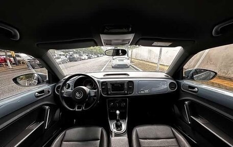 Volkswagen Beetle, 2019 год, 1 313 333 рублей, 11 фотография