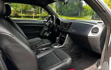 Volkswagen Beetle, 2019 год, 1 313 333 рублей, 12 фотография