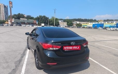 Hyundai Elantra V, 2015 год, 1 300 000 рублей, 3 фотография