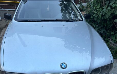 BMW 5 серия, 1999 год, 300 000 рублей, 1 фотография