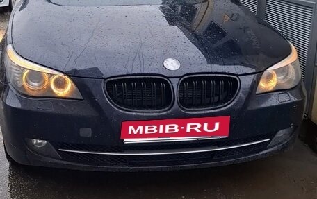 BMW 5 серия, 2008 год, 900 000 рублей, 1 фотография