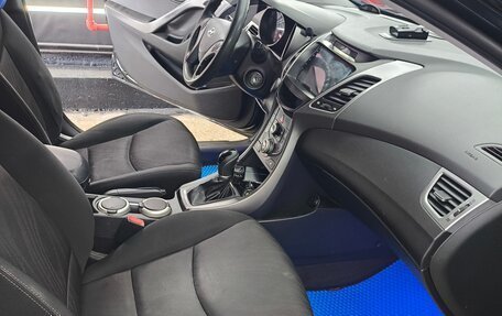 Hyundai Elantra V, 2015 год, 1 300 000 рублей, 11 фотография
