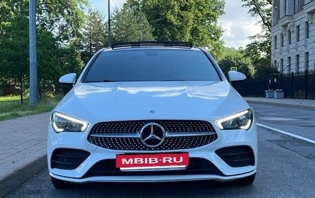 Mercedes-Benz CLA, 2022 год, 3 695 000 рублей, 2 фотография