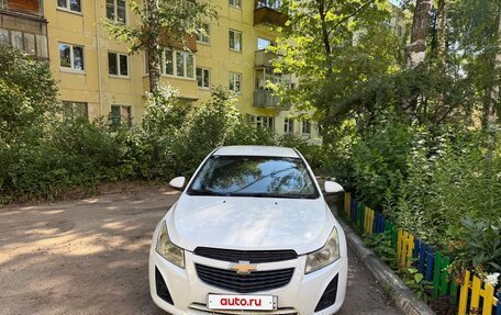 Chevrolet Cruze II, 2014 год, 530 000 рублей, 4 фотография