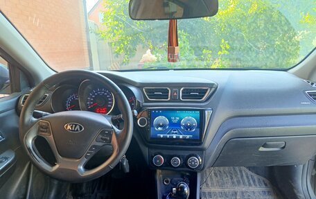 KIA Rio III рестайлинг, 2015 год, 1 050 000 рублей, 3 фотография