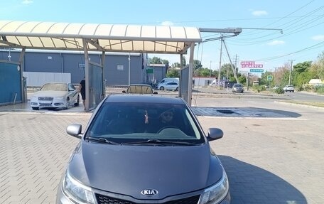 KIA Rio III рестайлинг, 2015 год, 1 050 000 рублей, 2 фотография