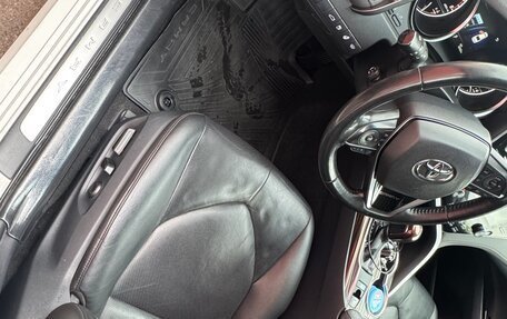 Toyota Camry, 2018 год, 2 550 000 рублей, 15 фотография