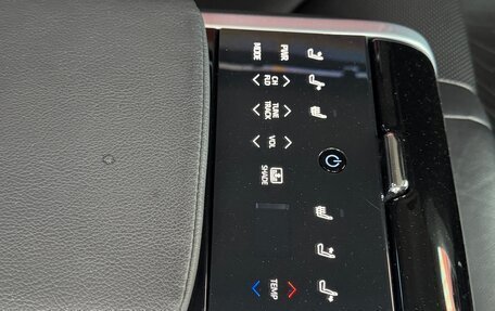 Toyota Camry, 2018 год, 2 550 000 рублей, 13 фотография