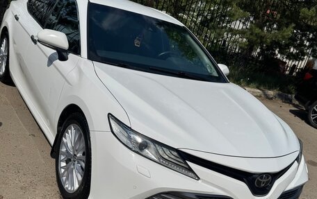 Toyota Camry, 2018 год, 2 550 000 рублей, 8 фотография