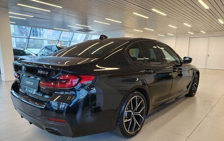 BMW 5 серия, 2022 год, 4 101 000 рублей, 2 фотография