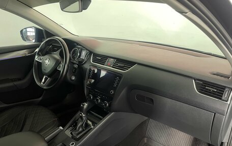 Skoda Octavia, 2017 год, 1 580 000 рублей, 10 фотография
