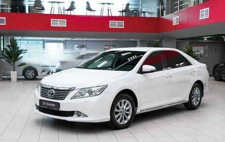 Toyota Camry, 2014 год, 1 490 000 рублей, 5 фотография