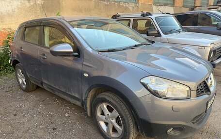 Nissan Qashqai, 2010 год, 500 000 рублей, 2 фотография