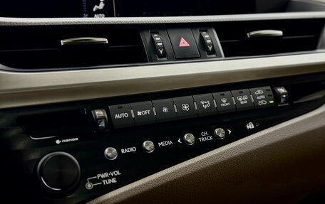 Lexus ES VII, 2020 год, 3 818 000 рублей, 16 фотография