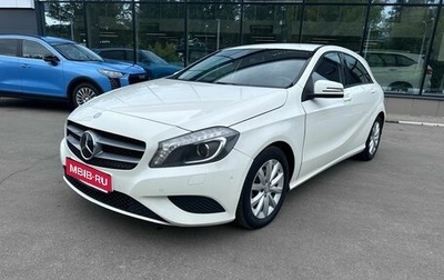 Mercedes-Benz A-Класс, 2015 год, 1 429 000 рублей, 1 фотография