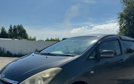 Toyota Wish II, 2004 год, 670 000 рублей, 6 фотография
