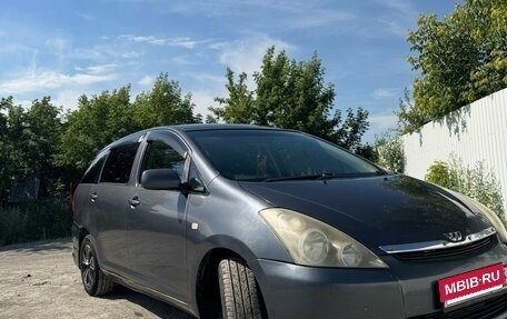 Toyota Wish II, 2004 год, 670 000 рублей, 5 фотография