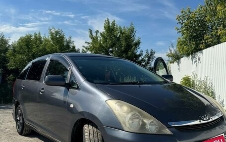 Toyota Wish II, 2004 год, 670 000 рублей, 11 фотография