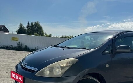 Toyota Wish II, 2004 год, 670 000 рублей, 14 фотография