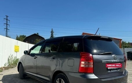 Toyota Wish II, 2004 год, 670 000 рублей, 21 фотография