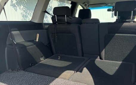 Toyota Wish II, 2004 год, 670 000 рублей, 29 фотография