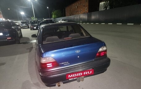 Daewoo Nexia I рестайлинг, 1999 год, 120 000 рублей, 3 фотография